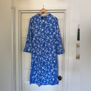 Noire Jasmine Rose Robe, Blue White Floral, Size Large